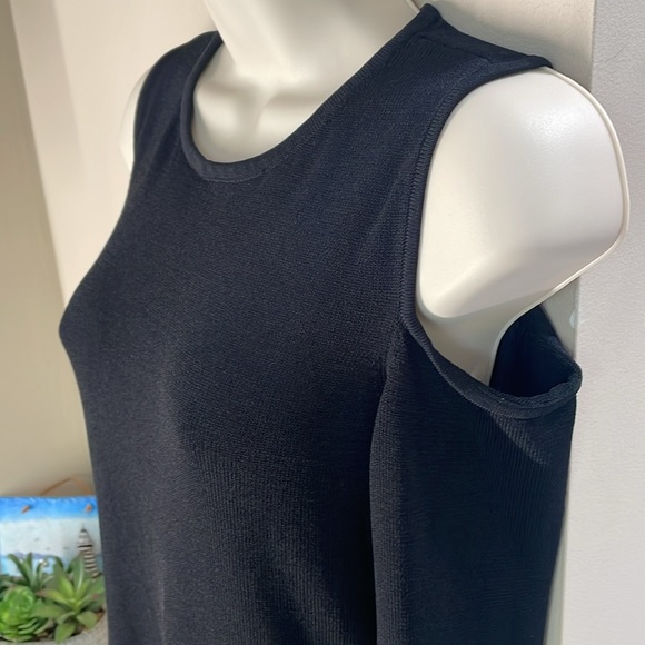 Inc black cold shoulder top - Picture 4 of 13